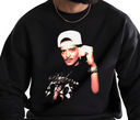 The Velvet Showman Crewneck – Retro Singer Portrait Shirt, Silk Vibe Streetwear, Funk Pop Artist Merch, T-Shirts, Long Sleeves & Sweatshirts