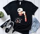 The Velvet Showman Graphic Tee – Retro Singer Portrait Shirt, Silk Vibe Streetwear, Funk Pop Artist Merch, T-Shirts, Long Sleeves & Sweatshirts